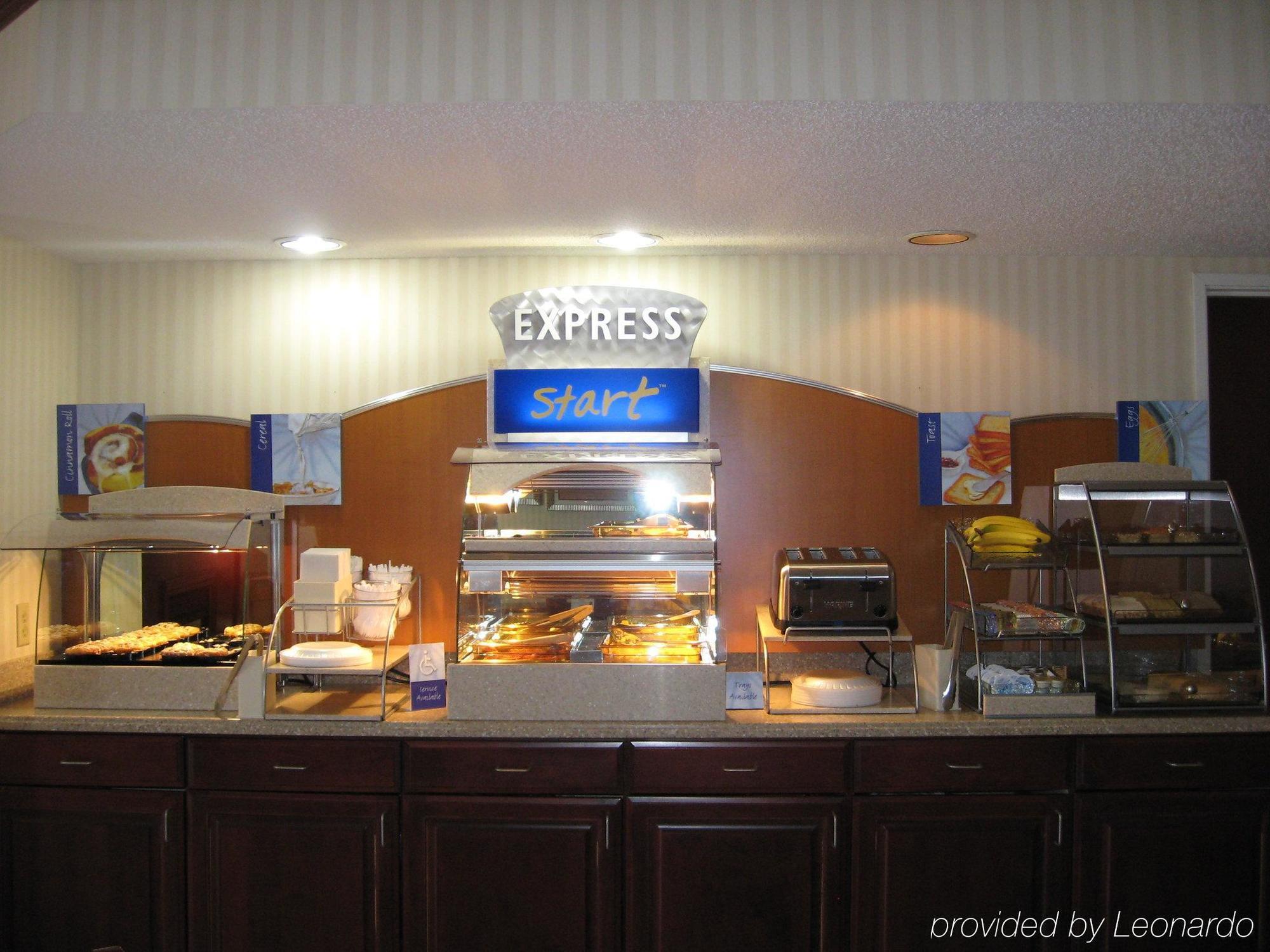 Holiday Inn Express - Rensselaer, An Ihg Hotel Ресторан фото