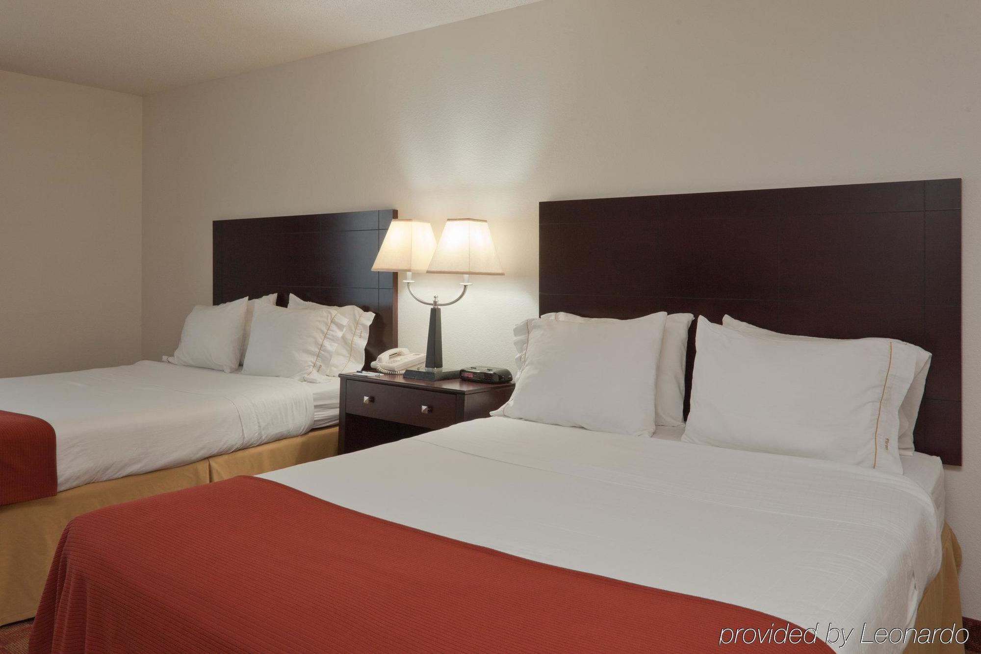 Holiday Inn Express - Rensselaer, An Ihg Hotel Екстер'єр фото